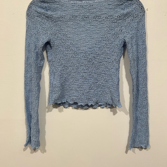 Kimchi Blue Light Blue Lace Ruched Top - Picture 6 of 6